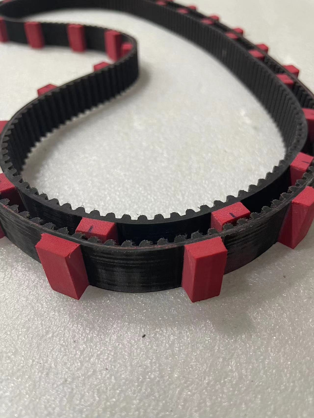 橡膠<a href='http://m.yiemit.com/' target='_blank'><u>同步帶</u></a>